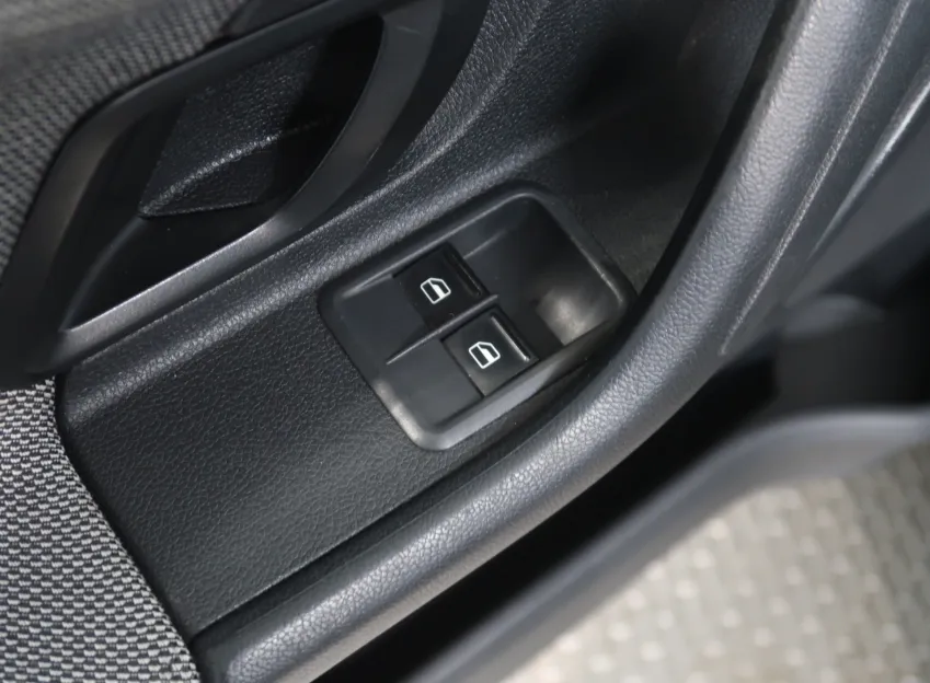 Škoda Roomster ACTIVE FRESH 1.4 16V 63KW TAŽNÉ