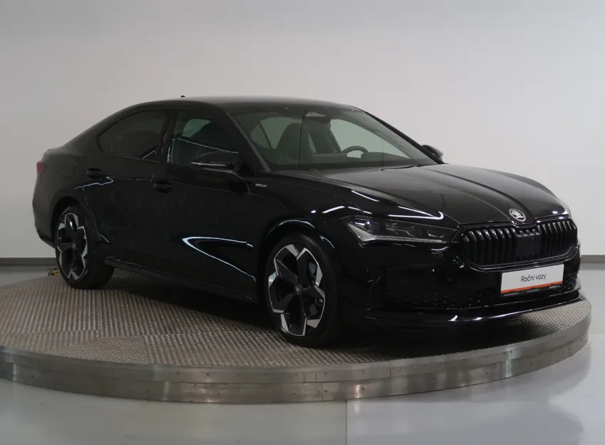 Škoda Superb SPORTLINE 2.0TDI 110KW DSG WEBASTO TAŽNÉ CANTON