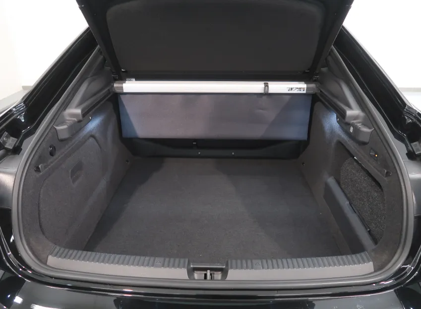 Škoda Superb SPORTLINE 2.0TDI 110KW DSG WEBASTO TAŽNÉ CANTON