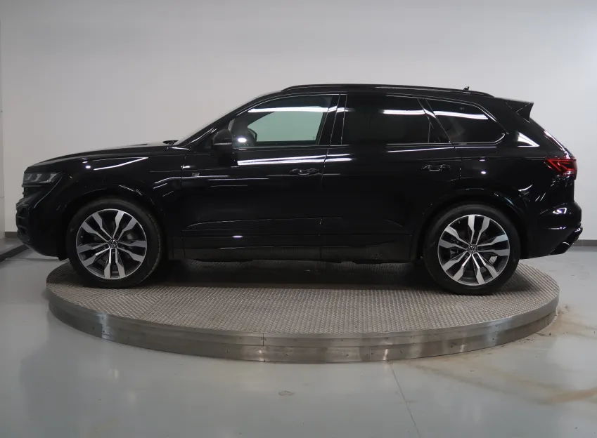 Volkswagen Touareg R-LINE V6 3,0TDI 170 KW 4MOTION