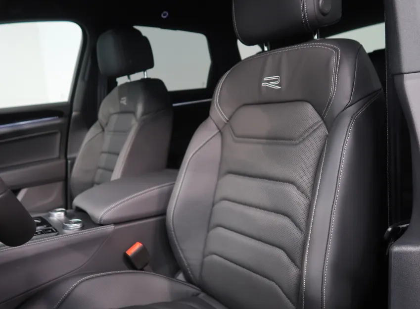 Volkswagen Touareg R-LINE V6 3,0TDI 170 KW 4MOTION