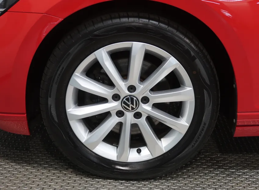 Volkswagen Passat BUSINESS PREMIUM 2.0TDI 110KW TAŽNÉ