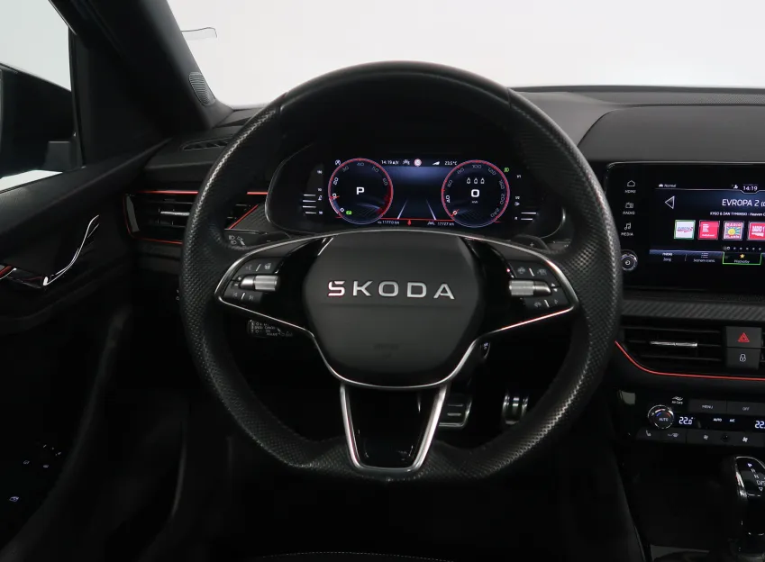 Škoda Kamiq MONTE CARLO 1.5TSI 110KW DSG PANORAMA