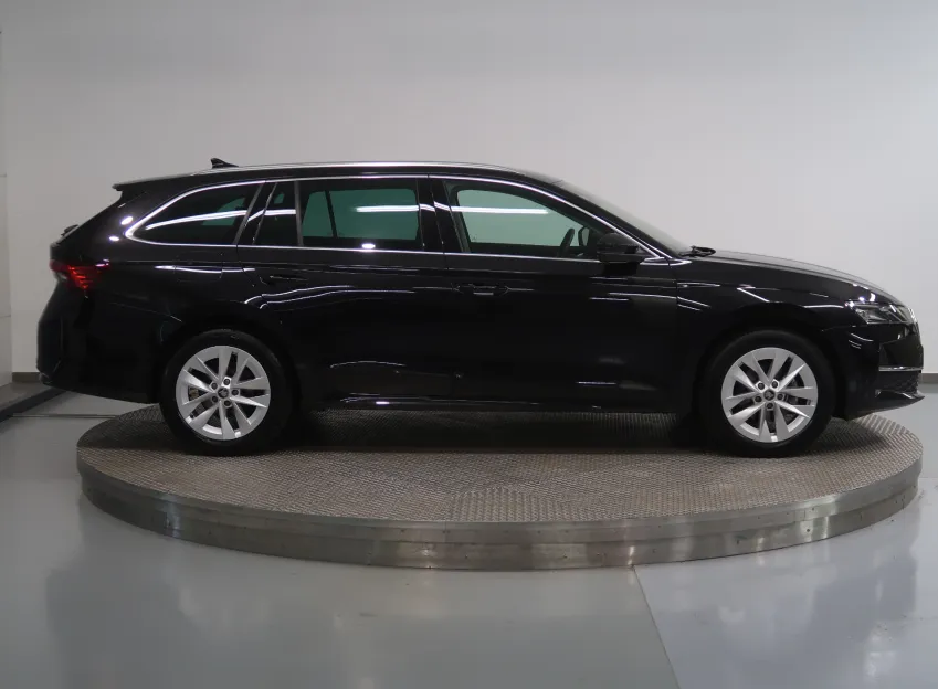 Škoda Octavia TOP SELECTION 1.5TSI M-HEV 110KW DSG