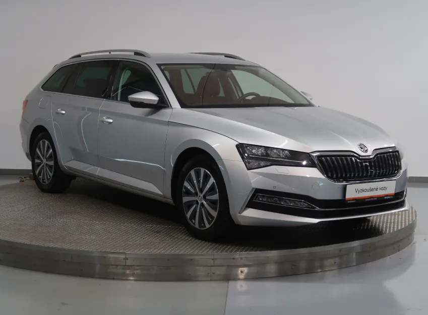 Škoda Superb iV STYLE 1.4TSI 160KW DSG