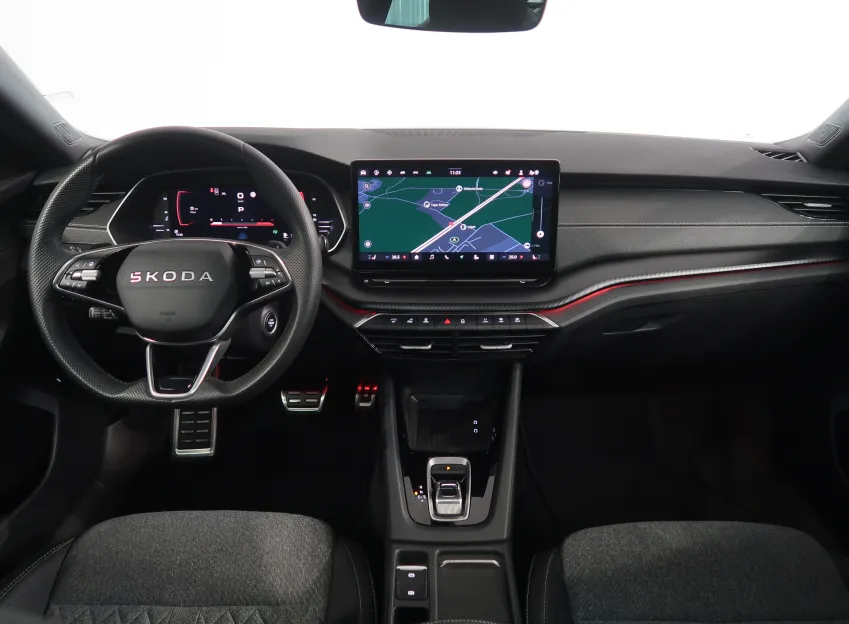 Škoda Octavia SPORTLINE 2.0TDI 110KW DSG TAŽNÉ PANORAMA