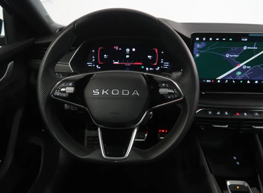 Škoda Octavia SPORTLINE 2.0TDI 110KW DSG TAŽNÉ PANORAMA
