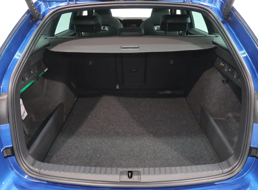 Škoda Octavia SPORTLINE 2.0TDI 110KW DSG TAŽNÉ PANORAMA