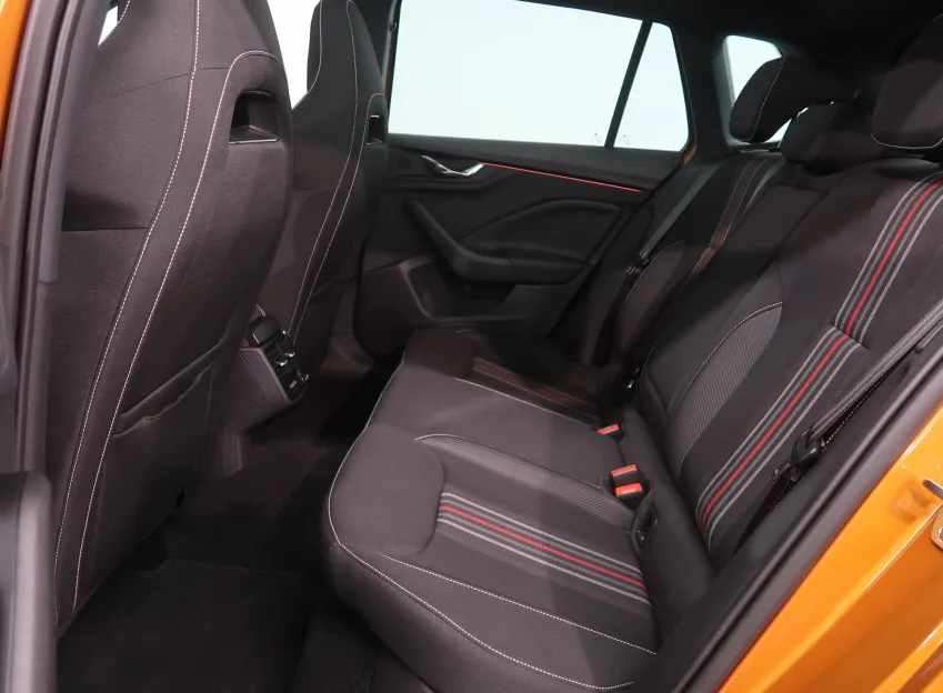Škoda Kamiq MONTE CARLO 1.5TSI 110KW DSG PANORAMA
