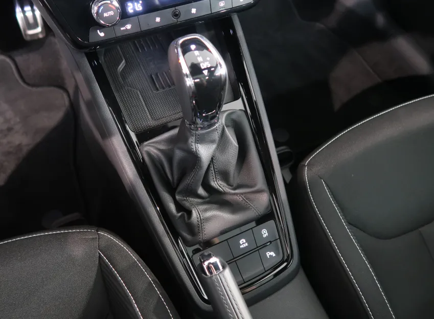 Škoda Kamiq MONTE CARLO 1.5TSI 110KW DSG PANORAMA