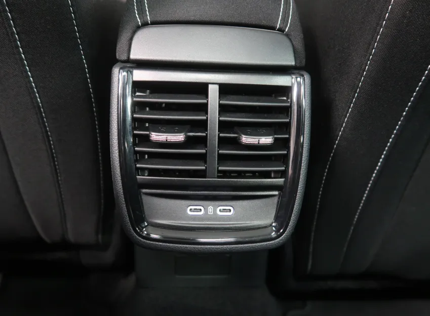 Škoda Kamiq MONTE CARLO 1.5TSI 110KW DSG PANORAMA