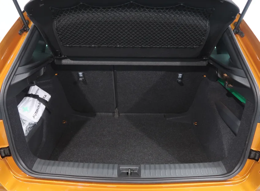Škoda Kamiq MONTE CARLO 1.5TSI 110KW DSG PANORAMA
