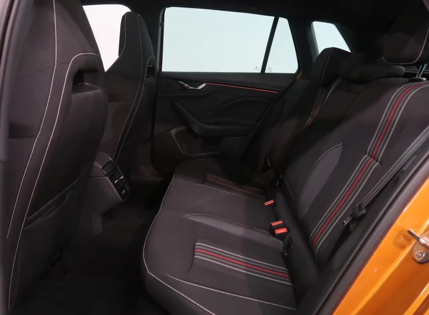 Škoda Kamiq MONTE CARLO 1.0TSI 85KW PANORAMA