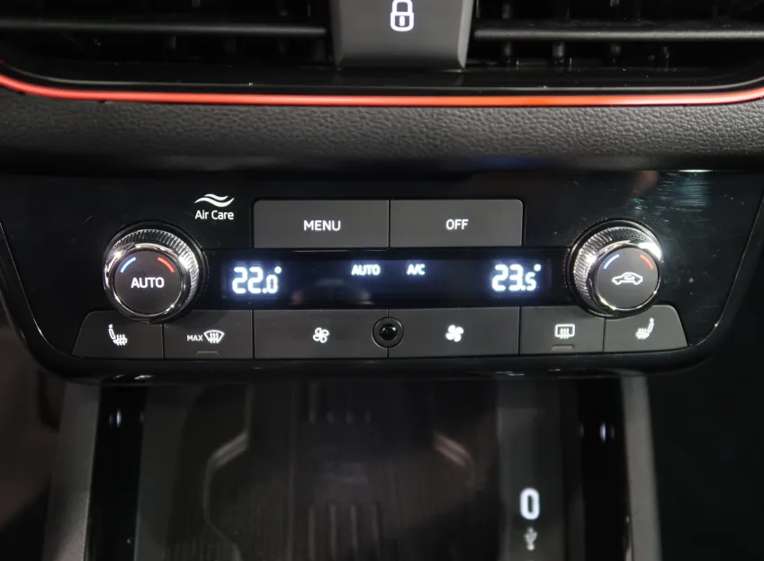 Škoda Kamiq MONTE CARLO 1.0TSI 85KW PANORAMA
