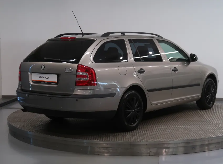 Škoda Octavia TOUR 1.6MPI 75KW