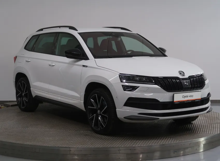 Škoda Karoq SPORTLINE 2.0TDI 110KW 4x4 DSG TAŽNÉ NAVI