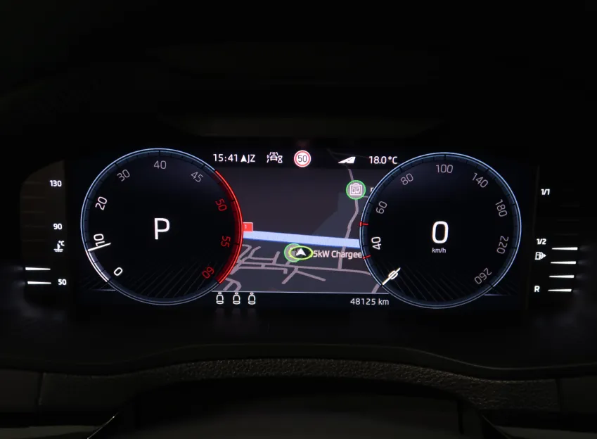 Škoda Karoq SPORTLINE 2.0TDI 110KW 4x4 DSG TAŽNÉ NAVI