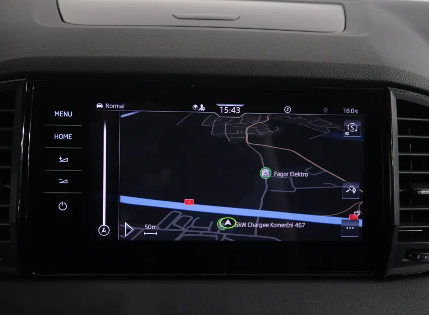 Škoda Karoq SPORTLINE 2.0TDI 110KW 4x4 DSG TAŽNÉ NAVI