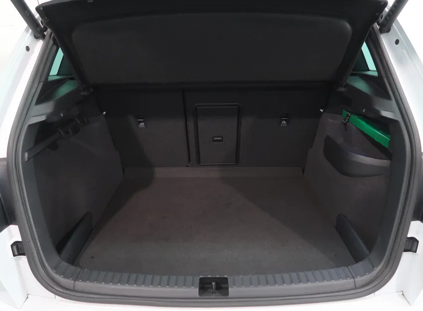 Škoda Karoq SPORTLINE 2.0TDI 110KW 4x4 DSG TAŽNÉ NAVI