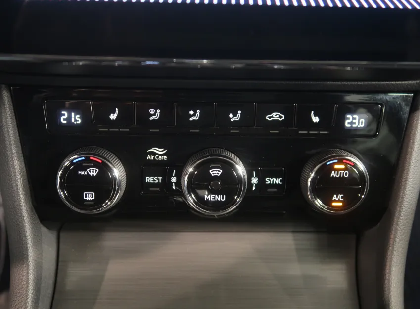 Škoda Superb STYLE 2.0TSI 140KW DSG