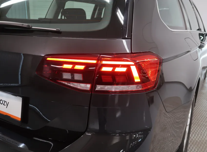 Volkswagen Passat BUSINESS PREMIUM 2.0TDI 110KW DSG