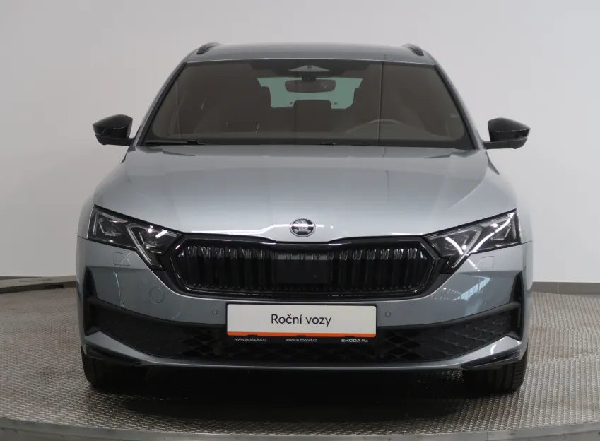 Škoda Octavia SPORTLINE 2.0TDI 110KW DSG TAŽNÉ NAVI