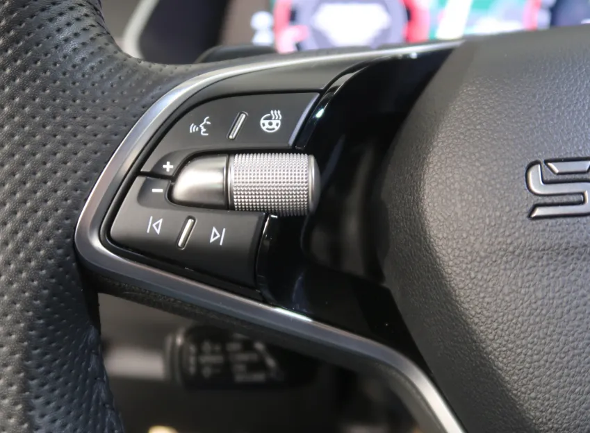 Škoda Octavia SPORTLINE 2.0TDI 110KW DSG TAŽNÉ NAVI