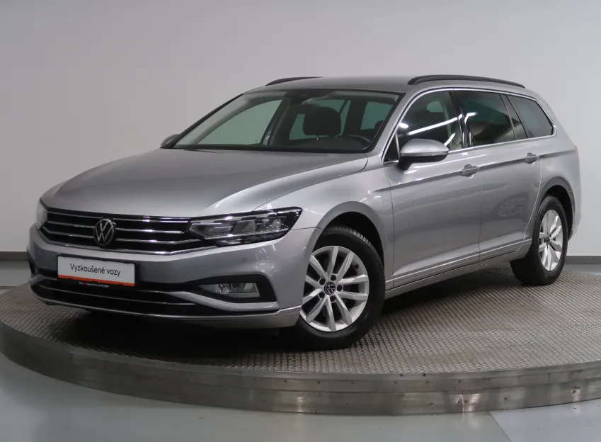 Volkswagen Passat BUSINESS PREMIUM 2.0TDI 90KW TAŽNÉ NAVI