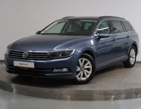 Volkswagen Passat COMFORTLINE 2.0TDI 110KW TAŽNÉ NAVI